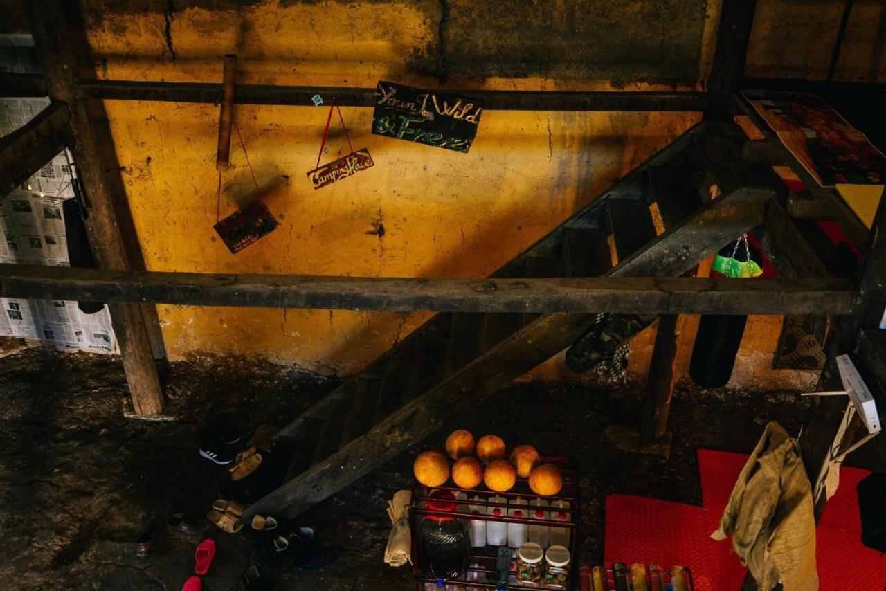 Homie House Thien Huong - Traditional Home Донг Ван Екстериор снимка