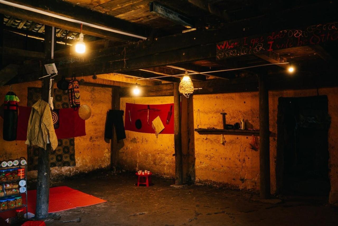 Homie House Thien Huong - Traditional Home Донг Ван Екстериор снимка